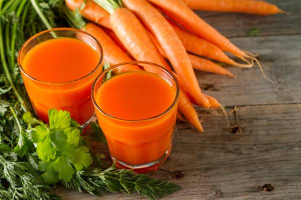 Пиете 50 милилитра сок от моркови, губите 1 килограм телесни мазнини